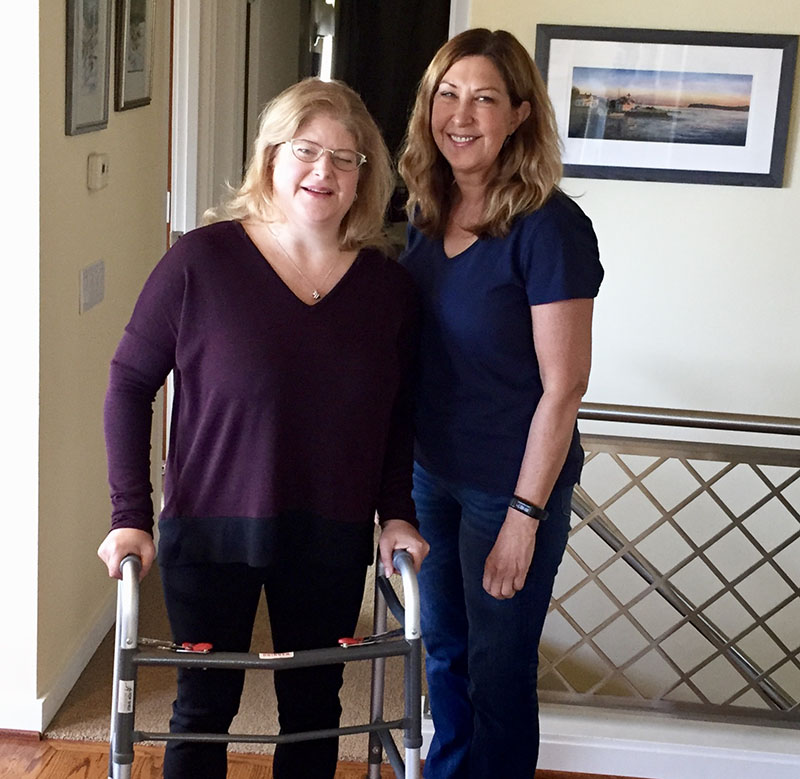 Stephanie Gerding (left) with her sister, Nicole. (Photo courtesy of Stephanie Gerding)