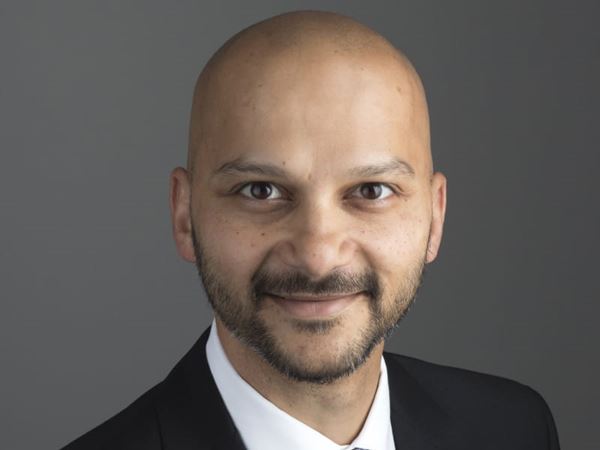 Dr. Dhruv Kazi (Photo courtesy of  James Dwyer, BIDMC Multimedia Technical Services)