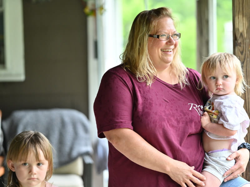 Sabrina Ford, with her granddaughters McKenna and Annslea, is the director of nursing at Rainelle Medical Center, the town’s only clinic. (Photo by Walter Johnson Jr./American Heart Association)