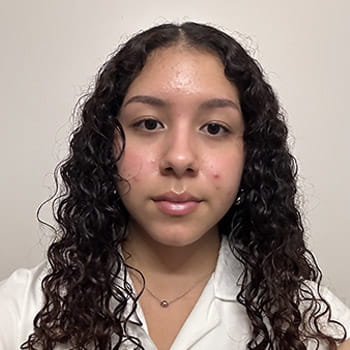 Headshot of Janae Chavez Oyola Headshot of Janae Chavez Oyola